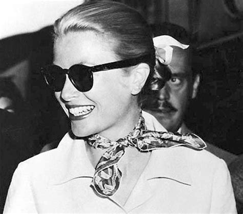 gucci scarf grace kelly